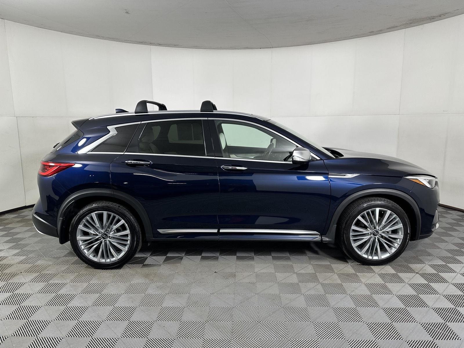 Used 2023 Hermosa Blue INFINITI AUTOGRAPH image 7