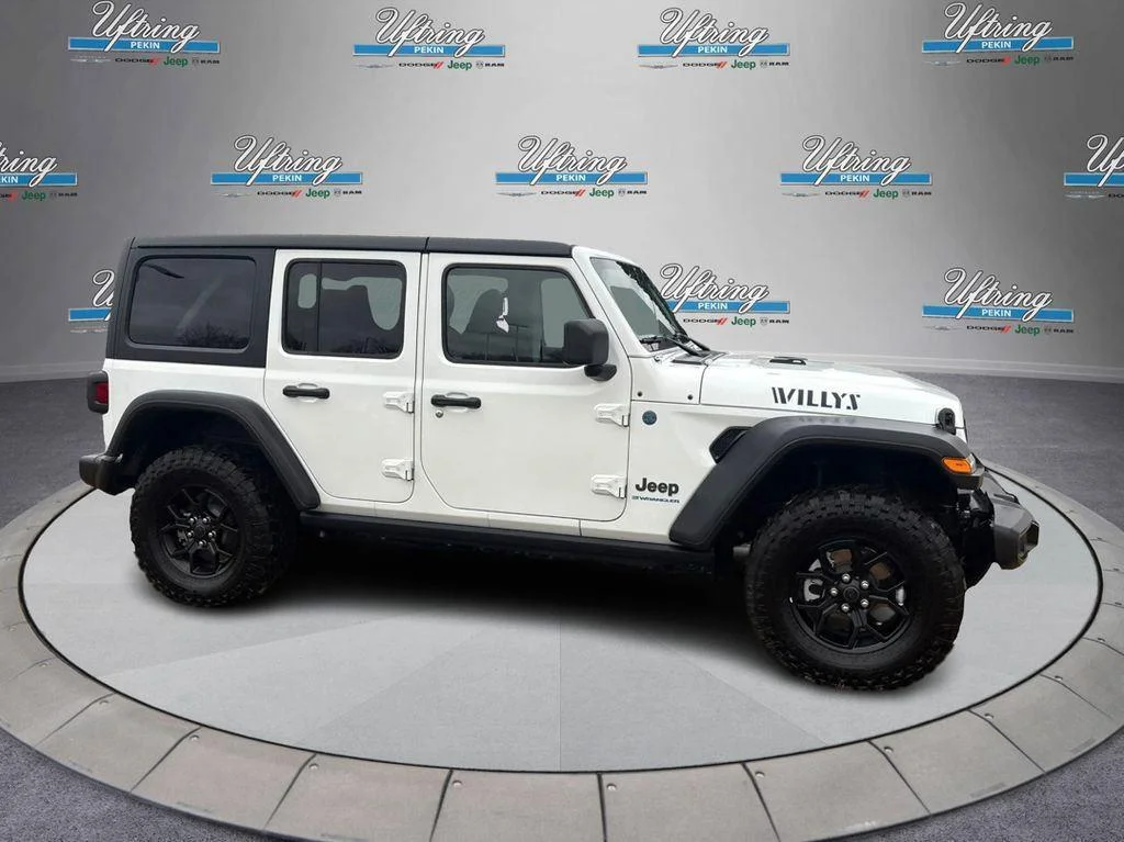 Used 2025 Bright White Clearcoat Jeep Willys image 2