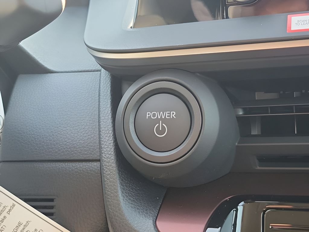 2026 Toyota Prius Plug-in Hybrid SE - Photo 36