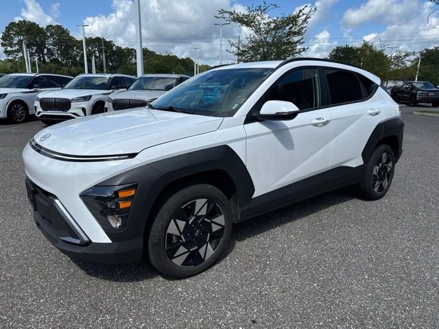 Used 2024 White Hyundai SEL image 14