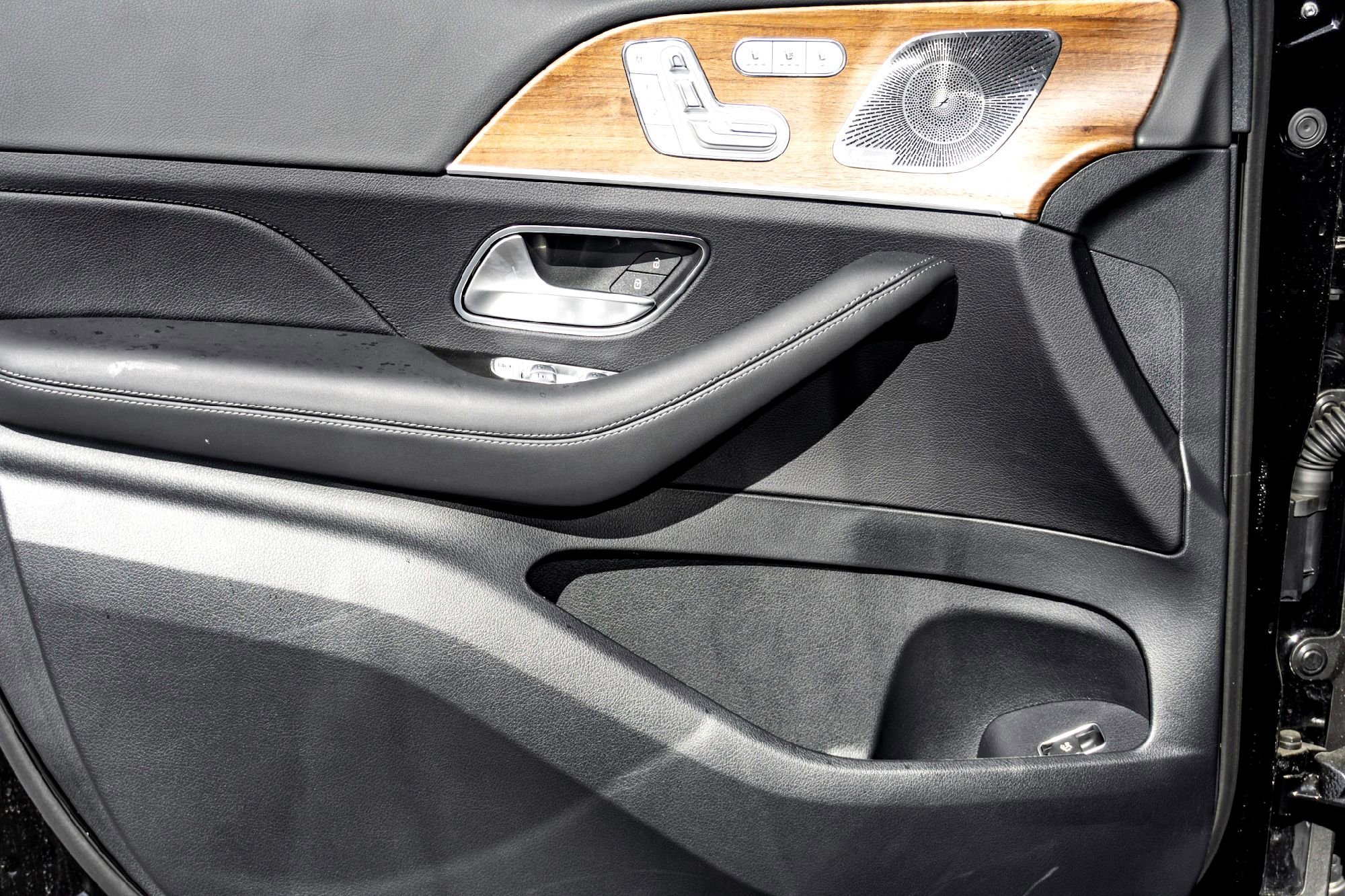 2025 Mercedes-Benz GLE GLE580 - Photo 7