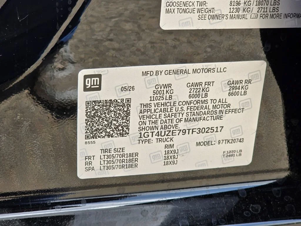 New 2026 Onyx Black GMC AT4X image 33