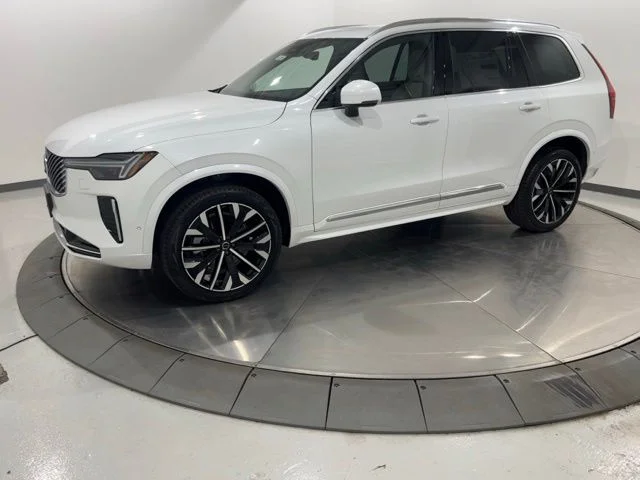 2026 Volvo XC90 Plus
