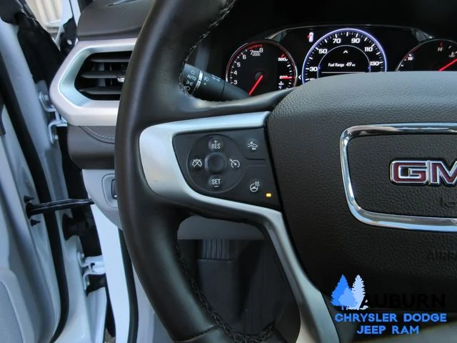 Used 2023 White GMC SLT image 36