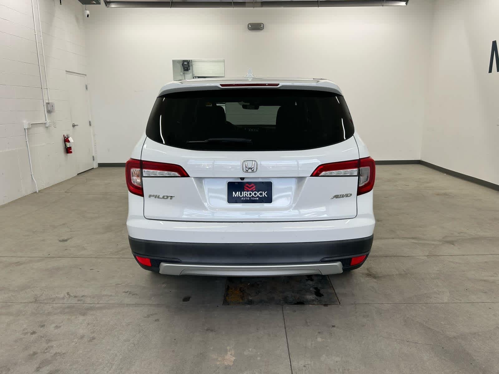 Used 2020 Platinum White Pearl Honda EX-L image 4