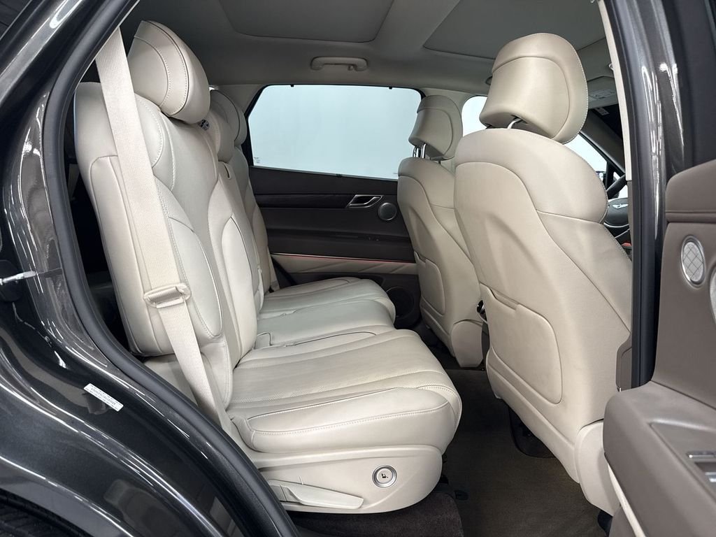 Used 2024 Gray Genesis 3.5T image 17