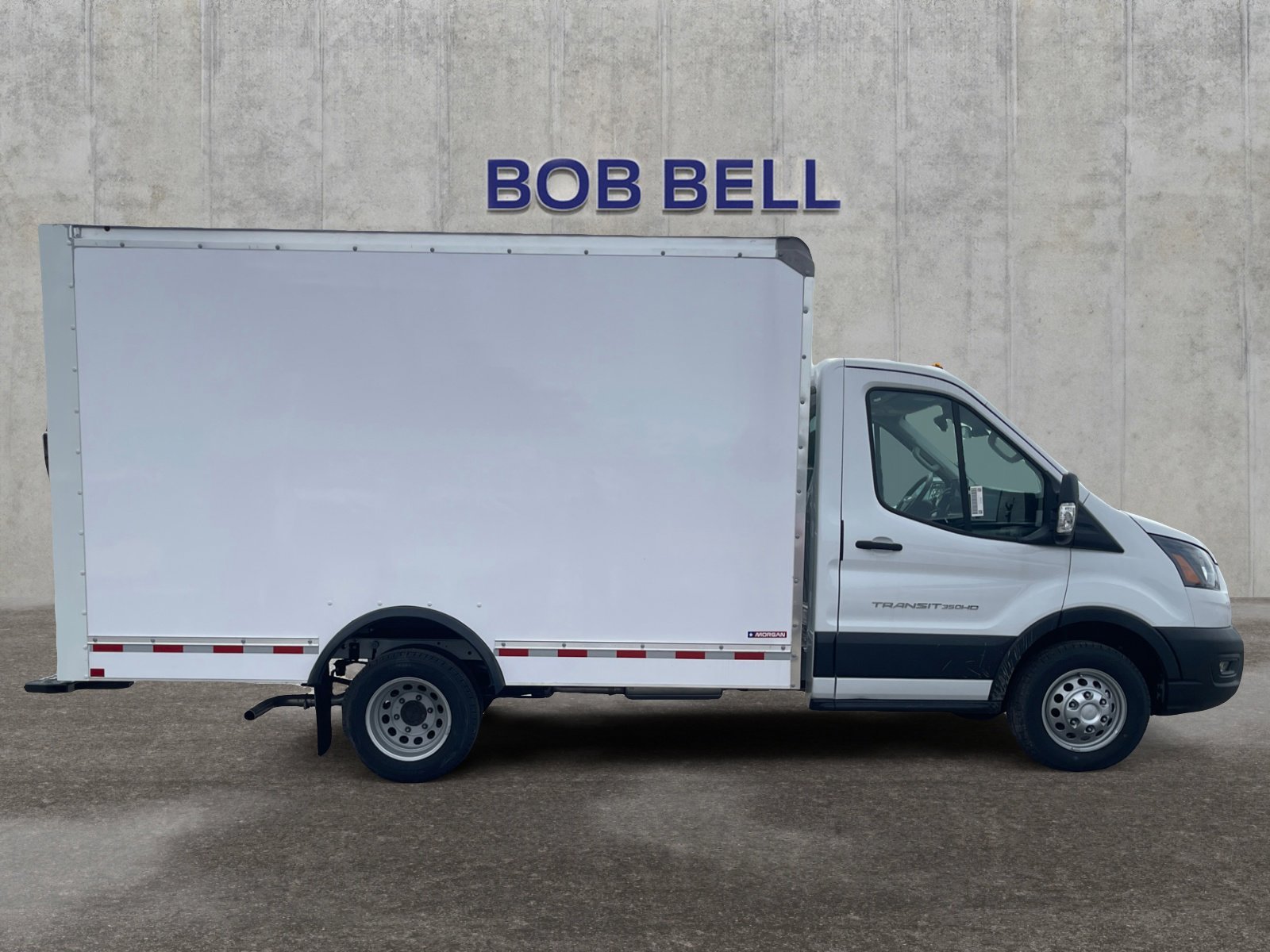 2024 Ford Transit Chassis Cab Base - Photo 6