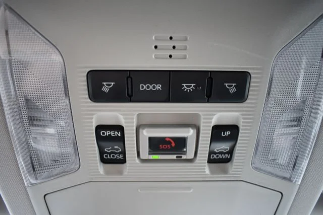 Used 2024 White Toyota XLE image 34