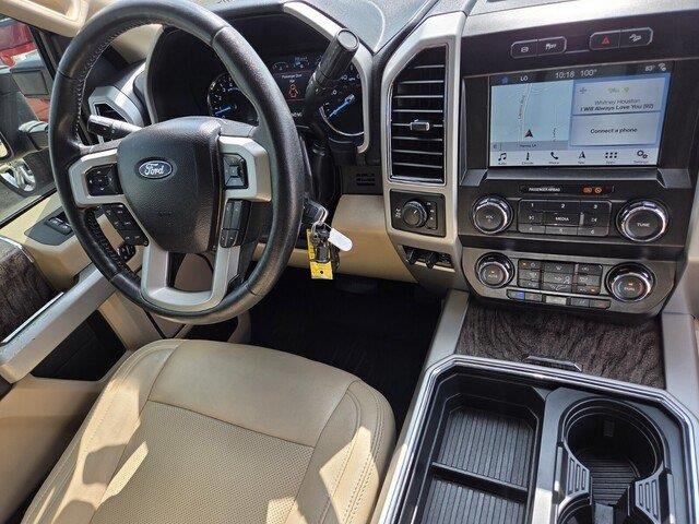 Used 2019 Agate Black Metallic Ford LARIAT image 35