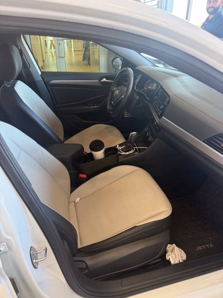 Used 2020  Volkswagen  image 10