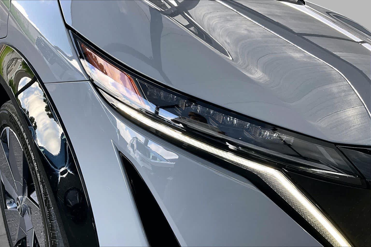 Used 2024 Boulder Gray Pearl Nissan PLATINUM+ image 27