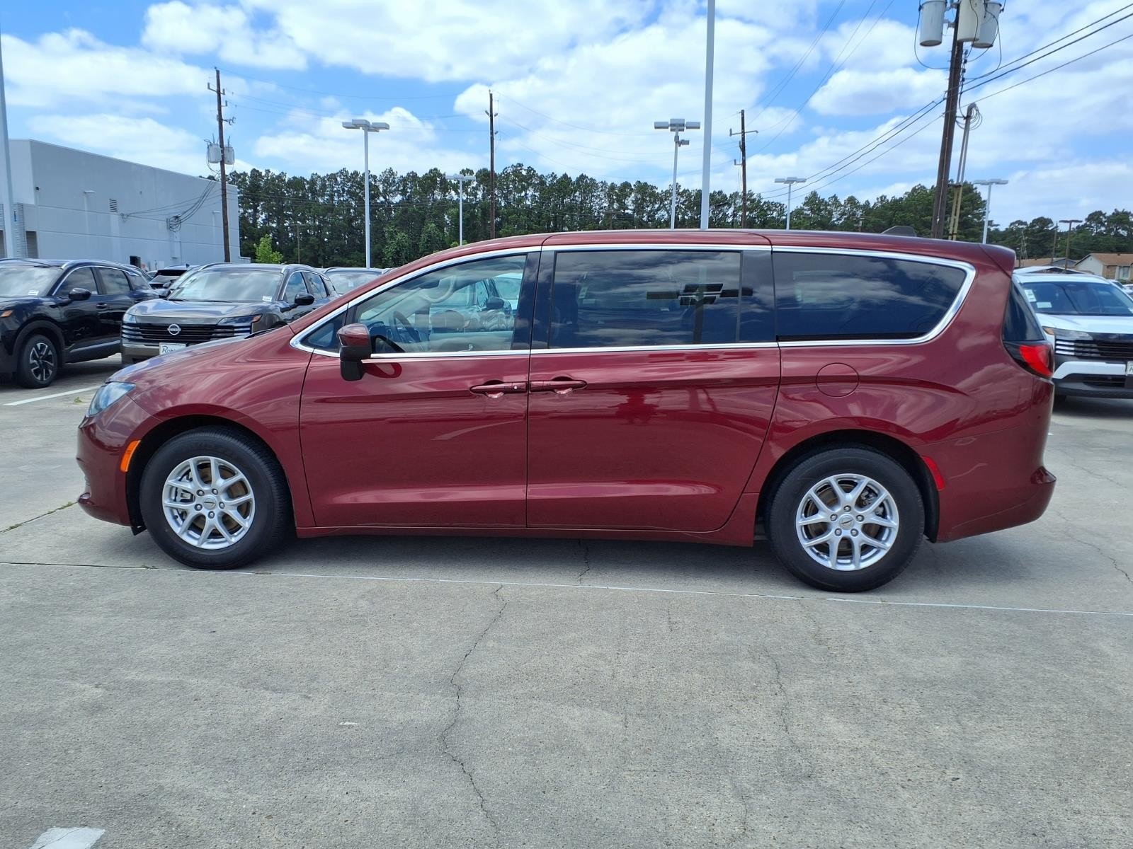 2023 Chrysler Voyager (fleet-only) LX - 5