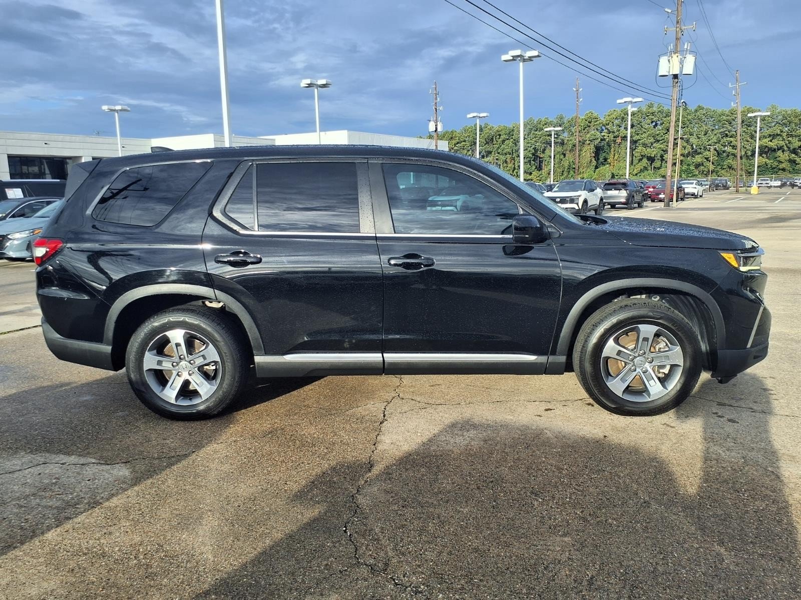 2026 Nissan Rogue photo 10 of 28