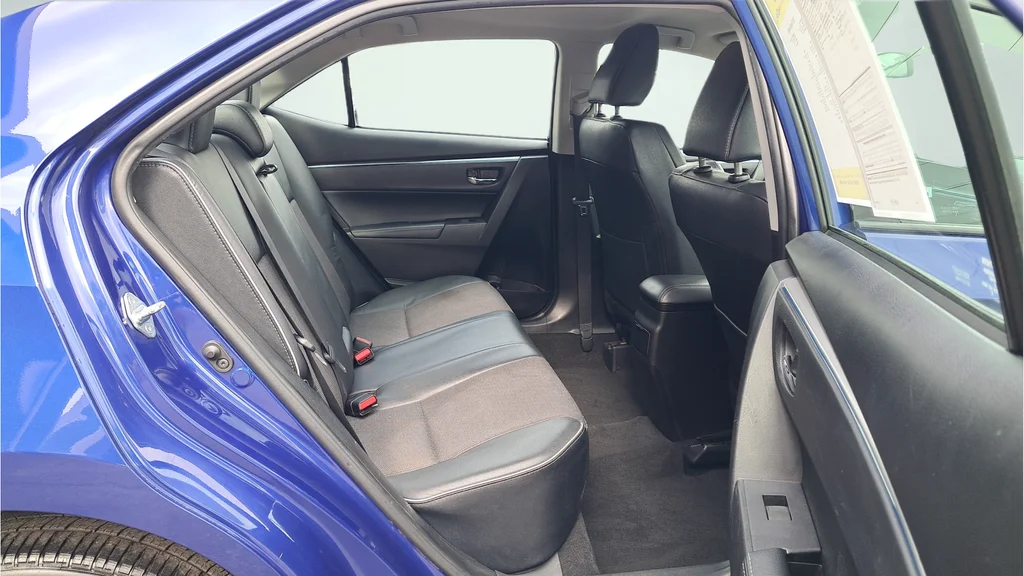Used 2016 Blue Toyota S image 9