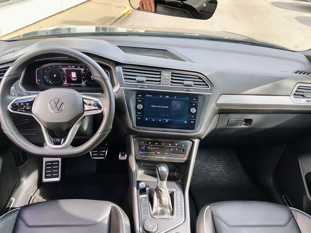 2024 Volkswagen Tiguan SEL R-LINE - Photo 31