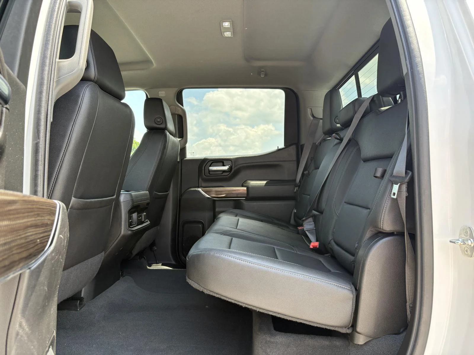 Used 2021 Summit White Chevrolet LT Trail Boss image 13