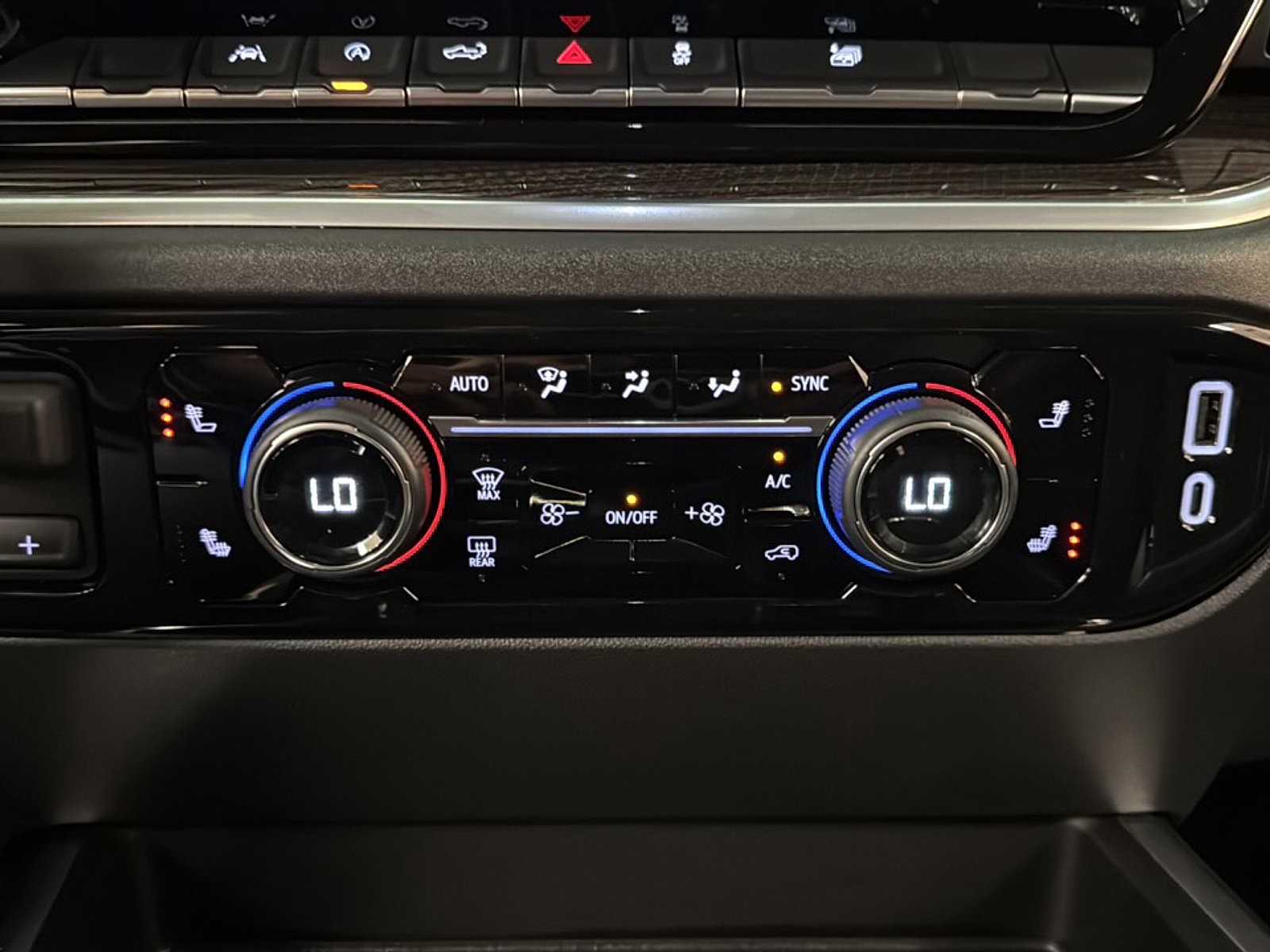Used 2026 Summit White Chevrolet LT image 15