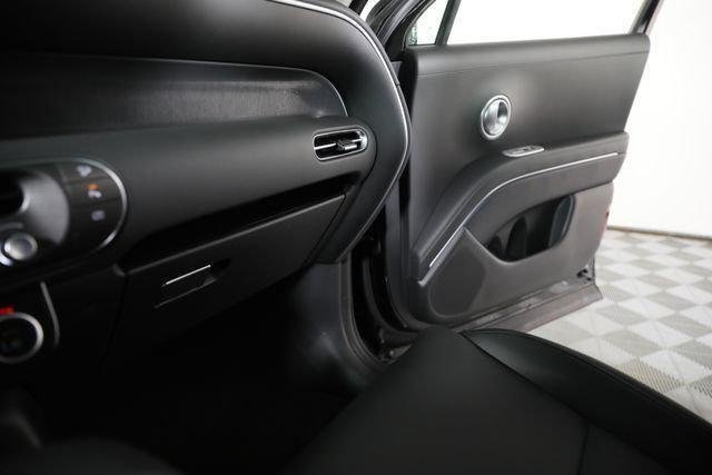New 2026 Black Hyundai SEL 8P image 82