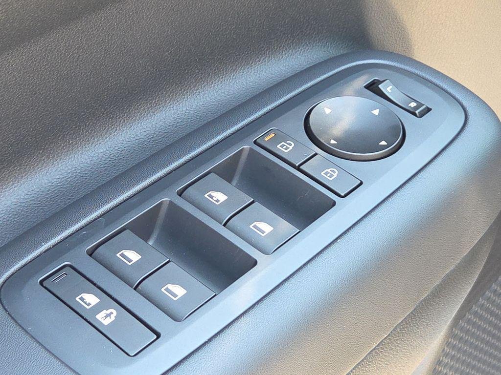 2026 Hyundai Santa Fe SE - Photo 17