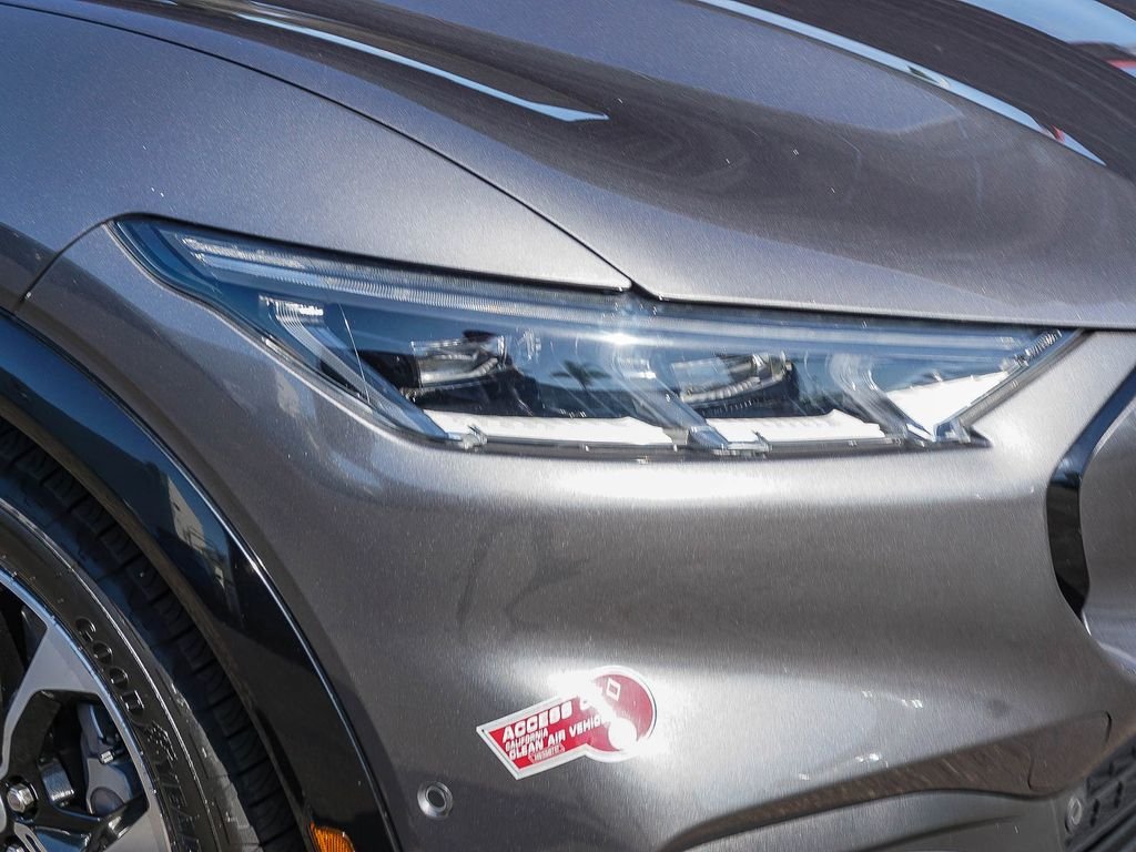 Used 2023 Gray Ford Premium image 11
