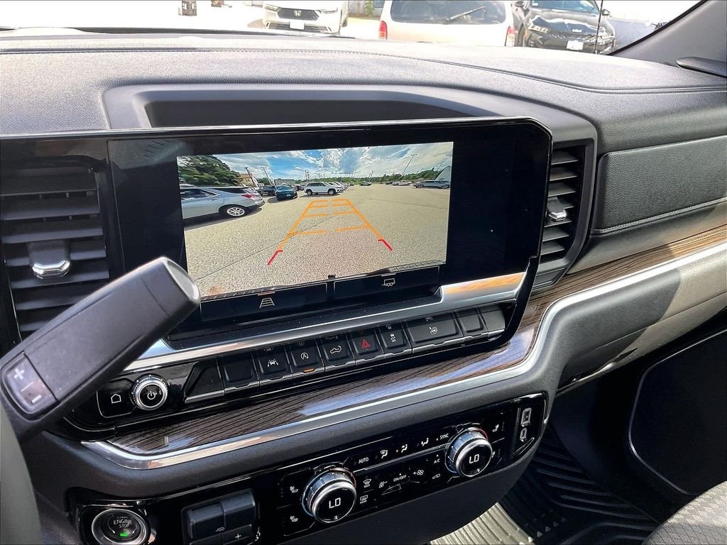 Used 2025 Black GMC Elevation image 19