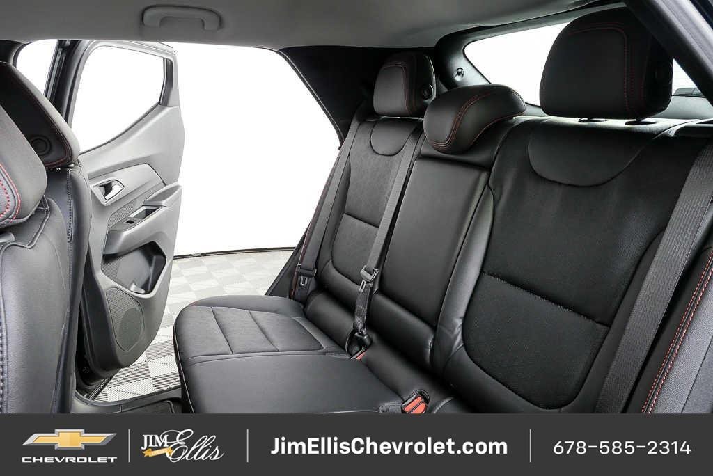 2027 Chevrolet Bolt RS - Photo 19