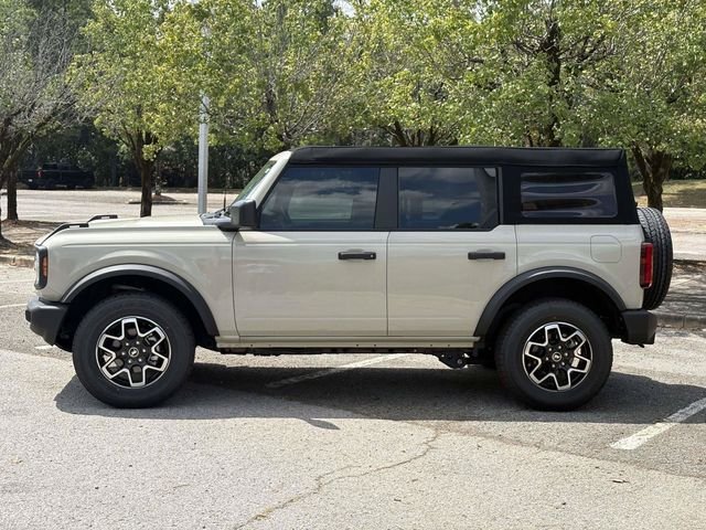 2025 Ford Bronco 4-Door Base - Photo 4