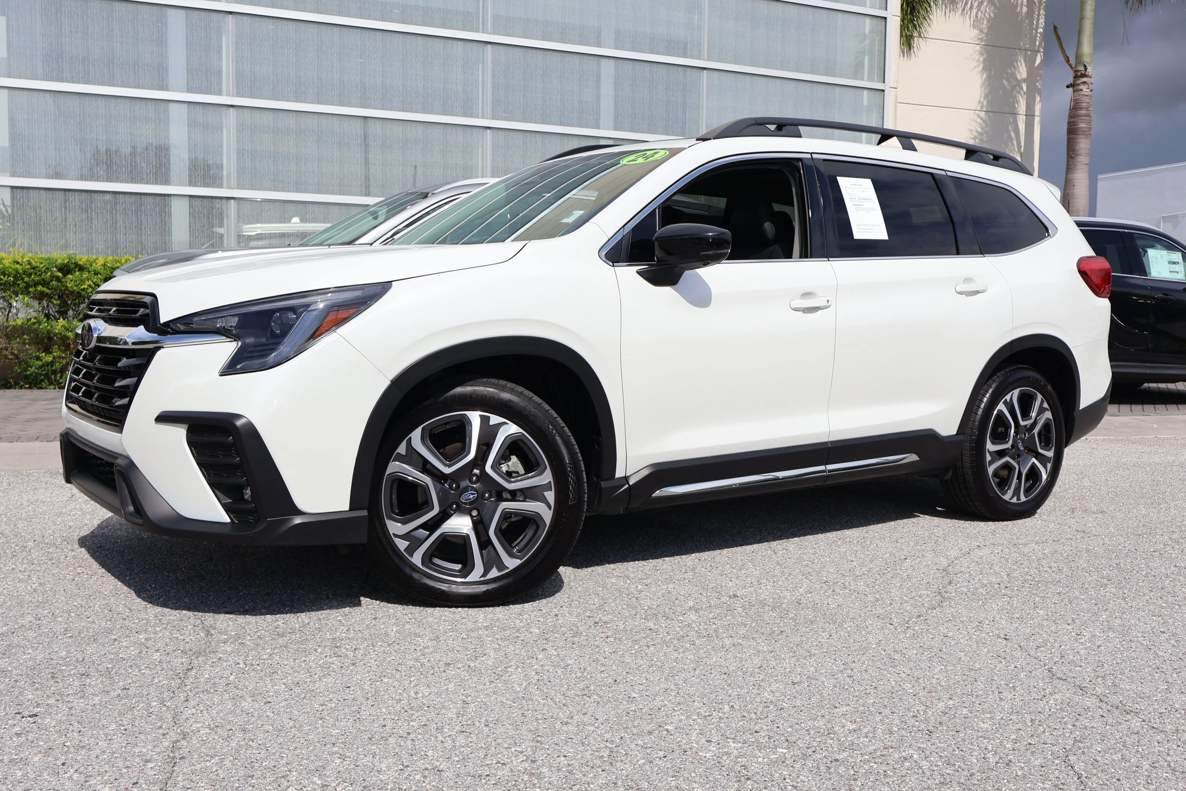 Used 2024 Crystal White Pearl Subaru Limited image 1