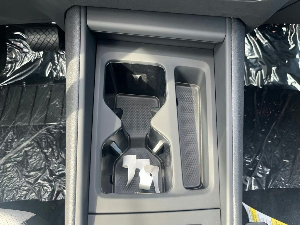 New 2026 Black Volkswagen 2.0T SE image 15