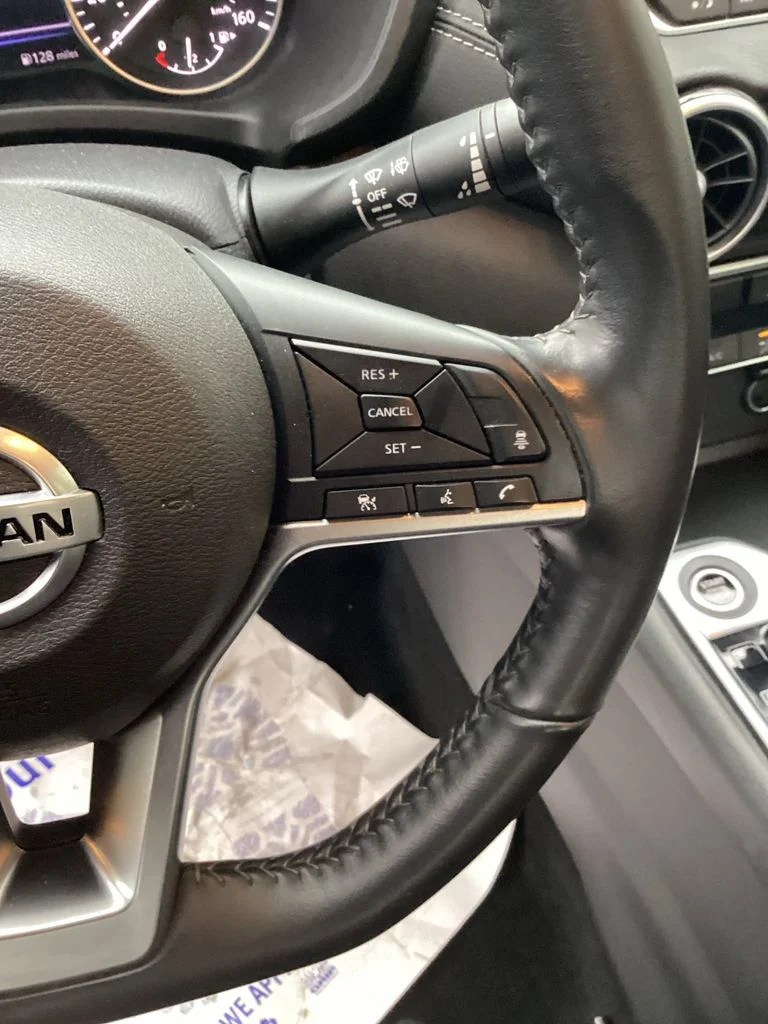 Used 2022 Gray Nissan SV image 35