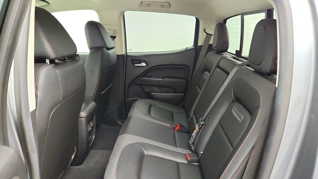 Used 2019 Satin Steel Metallic GMC 4WD Crew Cab 128.3