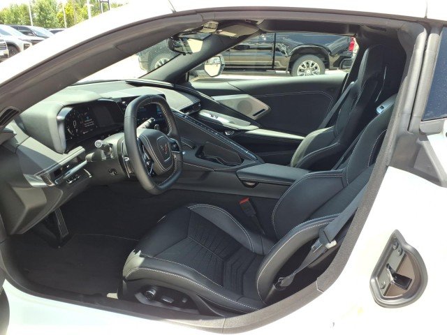 2025 Chevrolet Corvette 2LT - Photo 16
