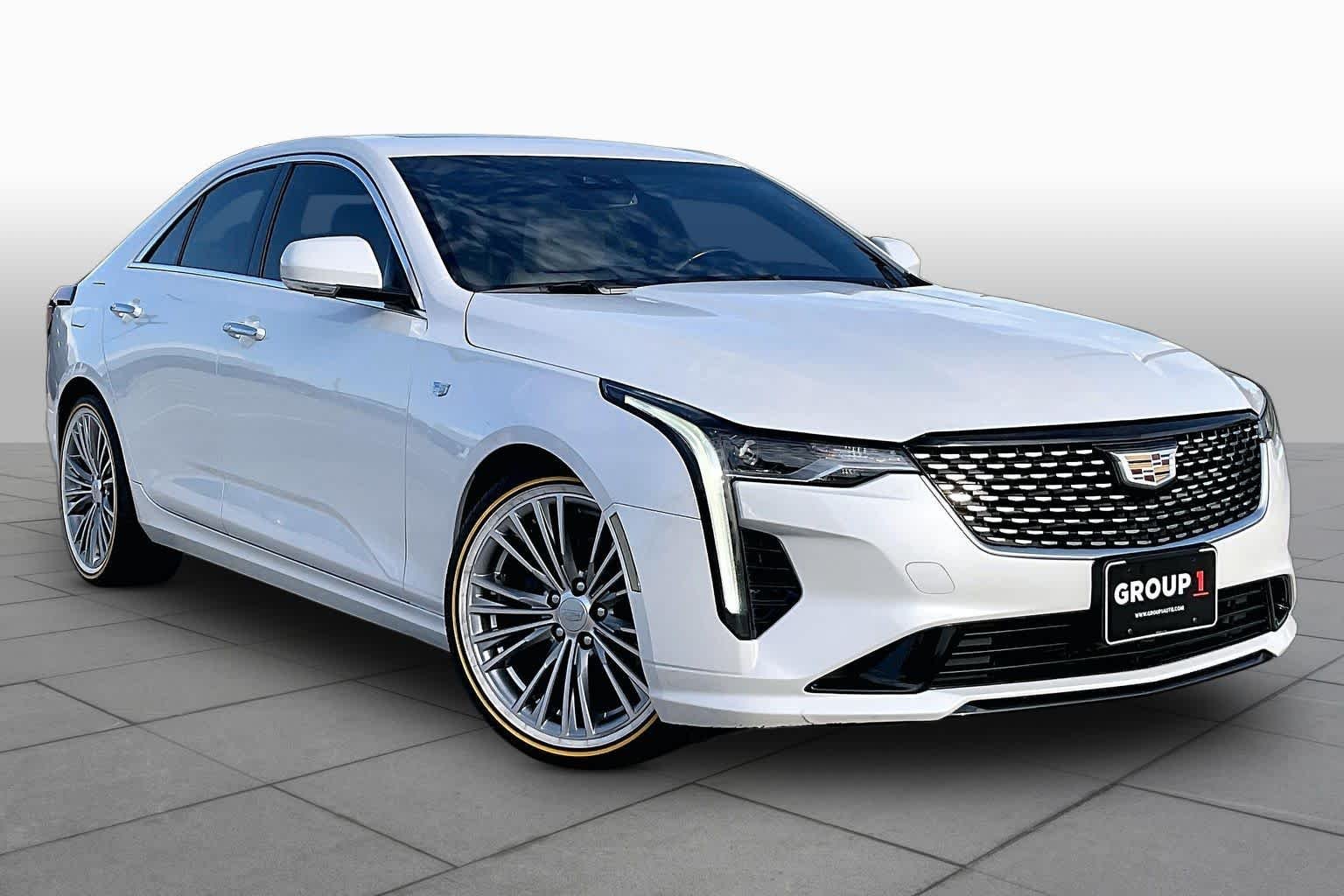 Used 2020 Crystal White Tricoat Cadillac Premium Luxury image 3