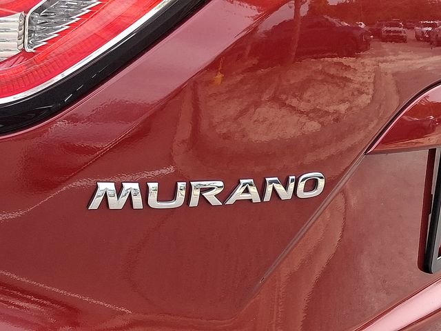 Used 2016 Red Nissan Platinum image 31