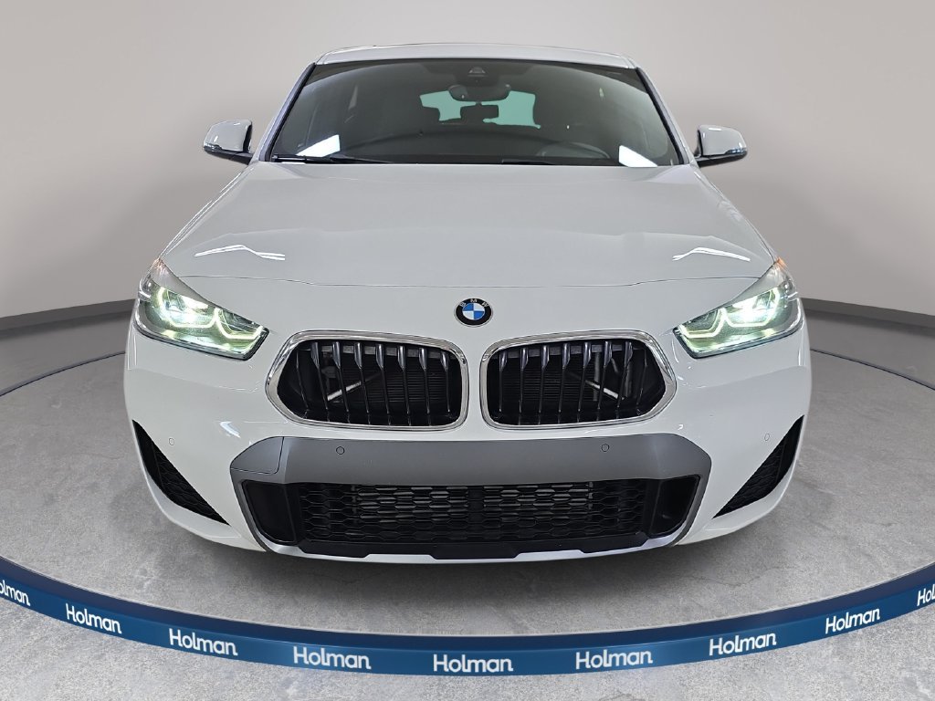 Certified Used 2021 Alpine White BMW sDrive28i image 3