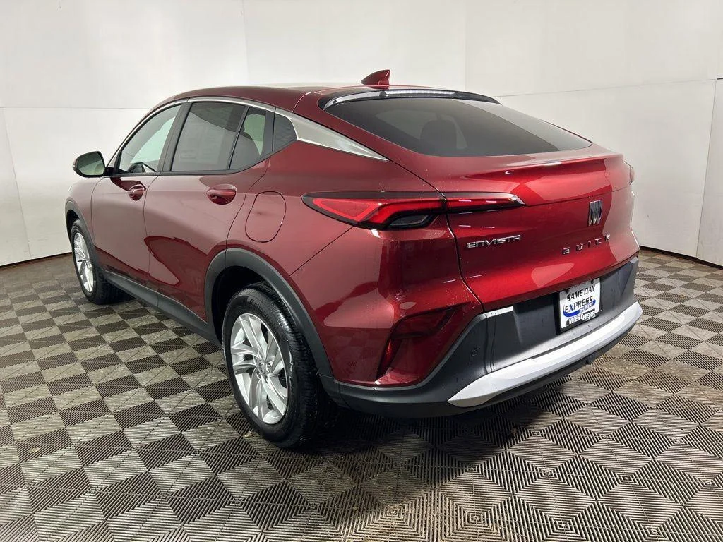 Used 2025 Cinnabar Metallic Buick Preferred image 9