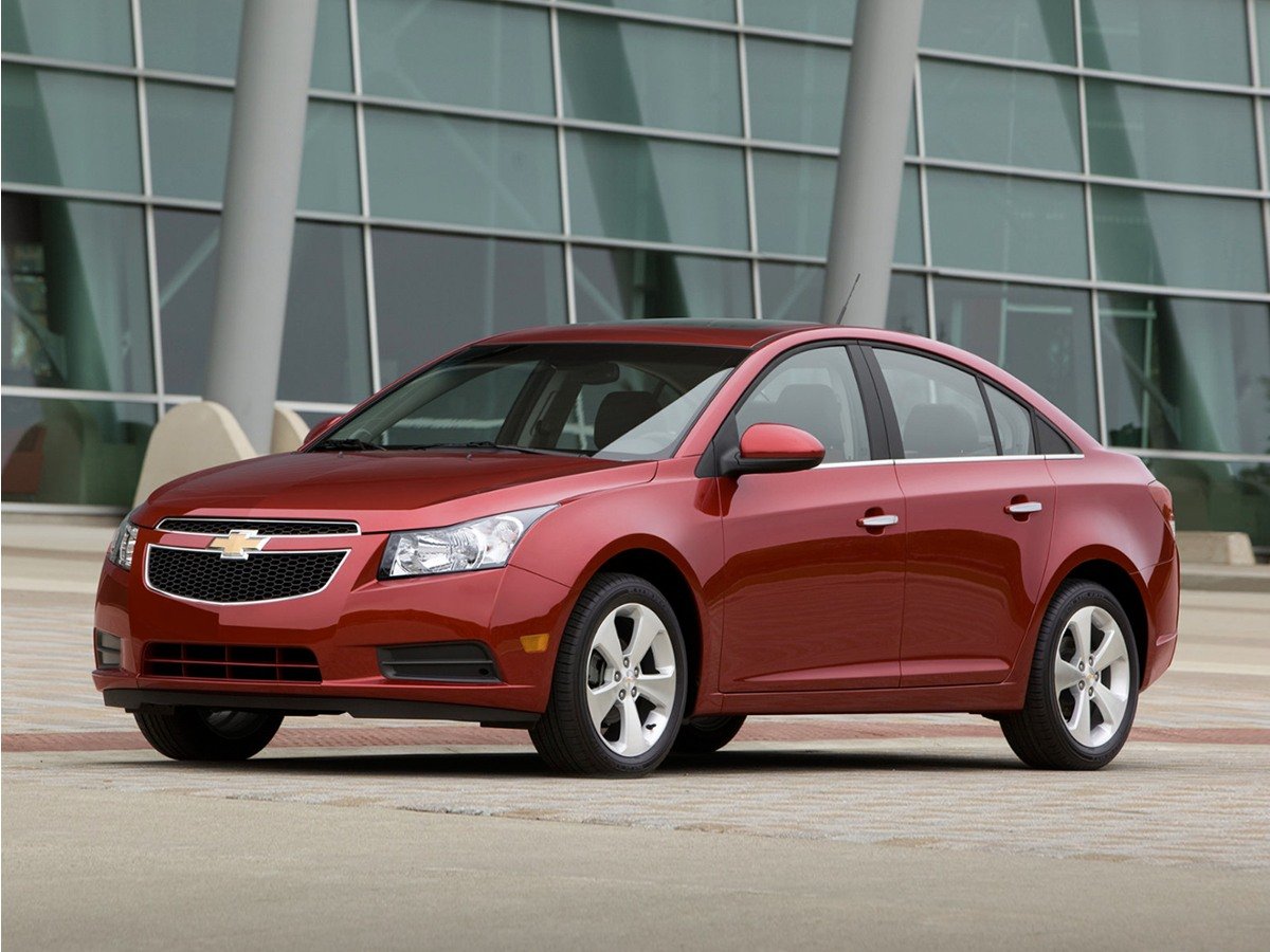 2012 Chevrolet Cruze 4-Door Sedan 1LT's photo