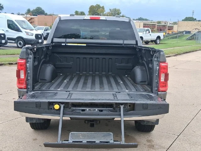 Used 2021 Gray Ford XLT image 6