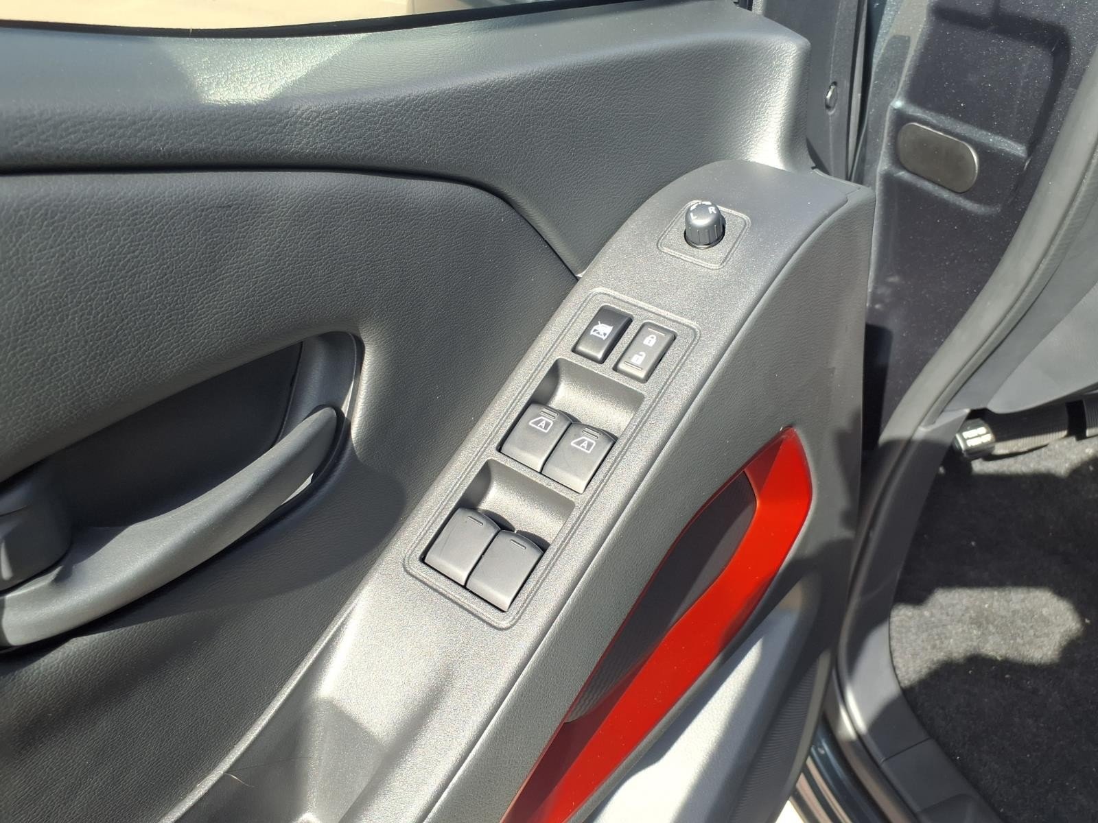 2027 Nissan Frontier photo 13 of 23