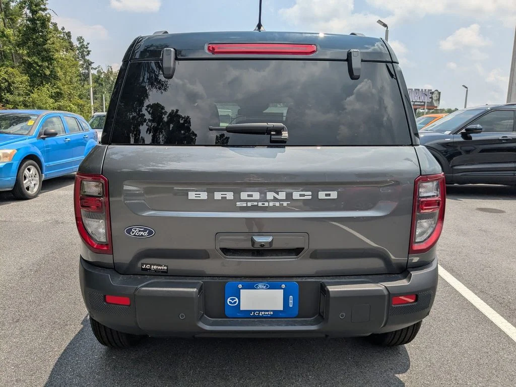 New 2026 Gray Ford Outer Banks image 4