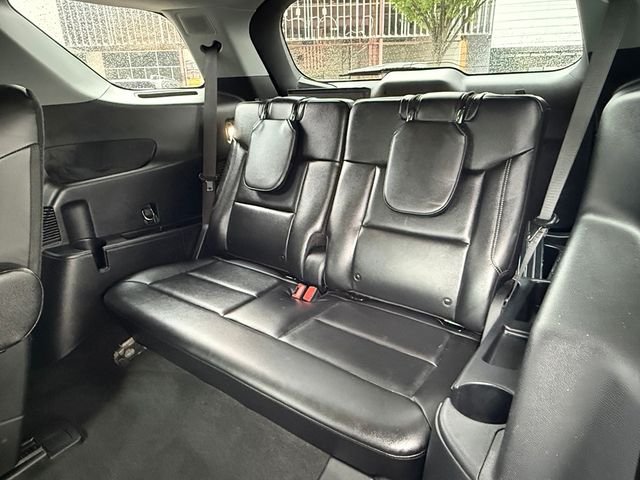 Used 2022 Green Ford Limited image 29