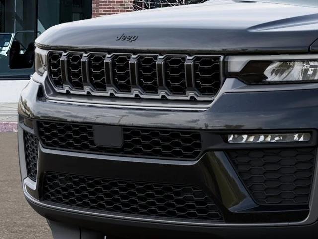 New 2026 Diamond Black Crystal Pearl-Coat Exterior Paint Jeep Limited image 37