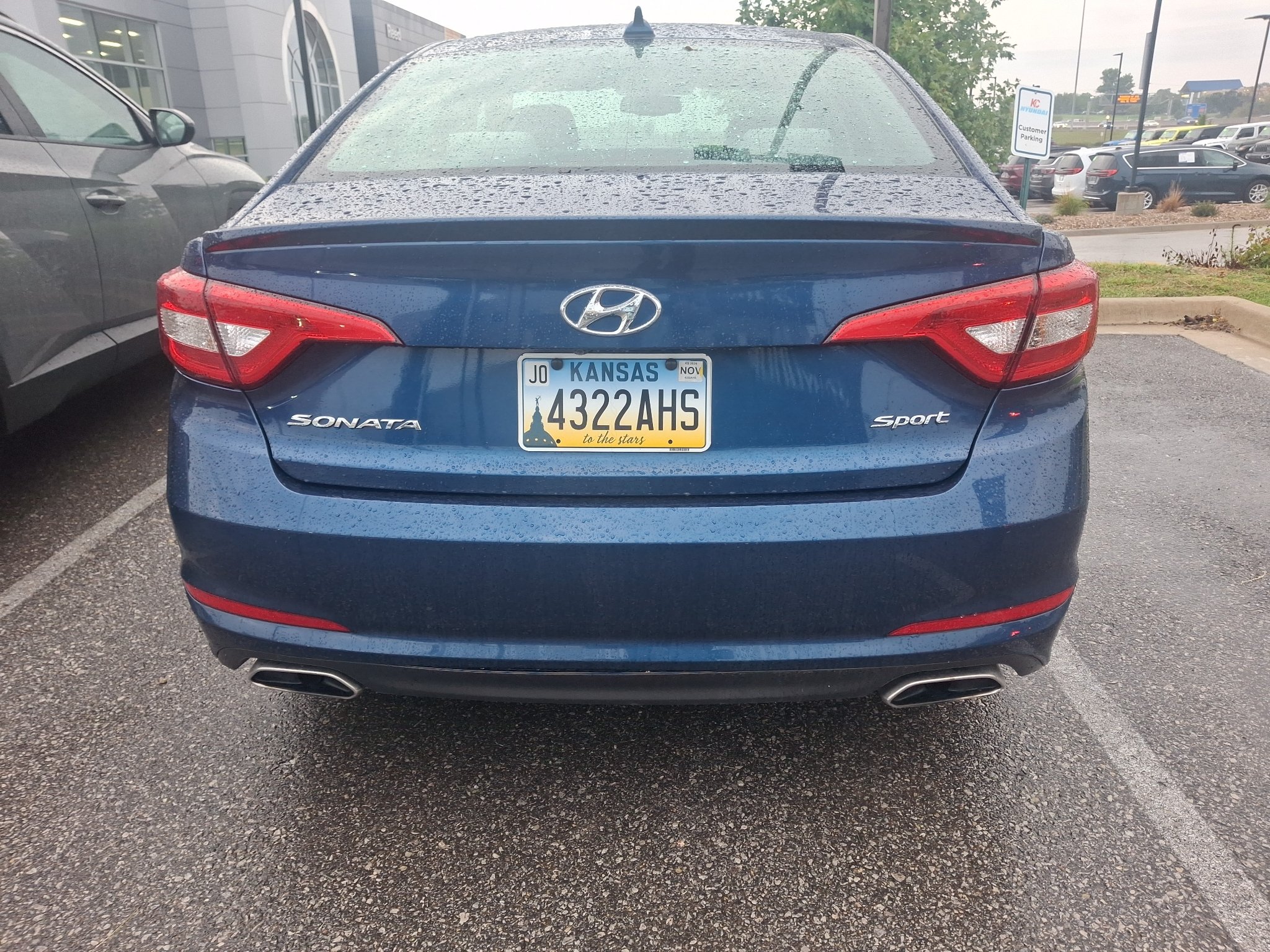 Used 2016 Lakeside Blue Hyundai 2.4L Sport image 8