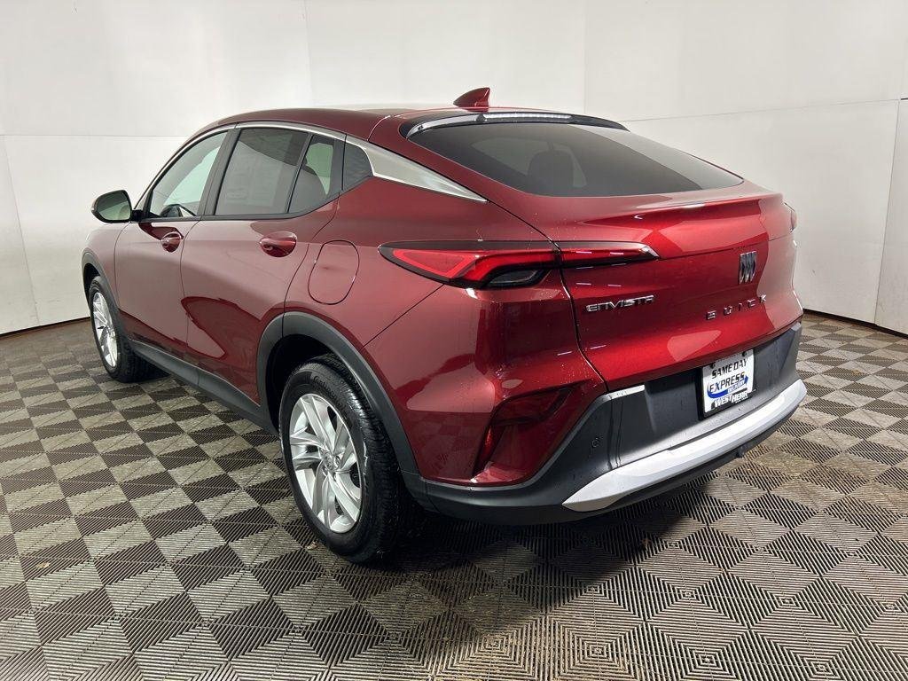 Used 2025 Cinnabar Metallic Buick Preferred image 9