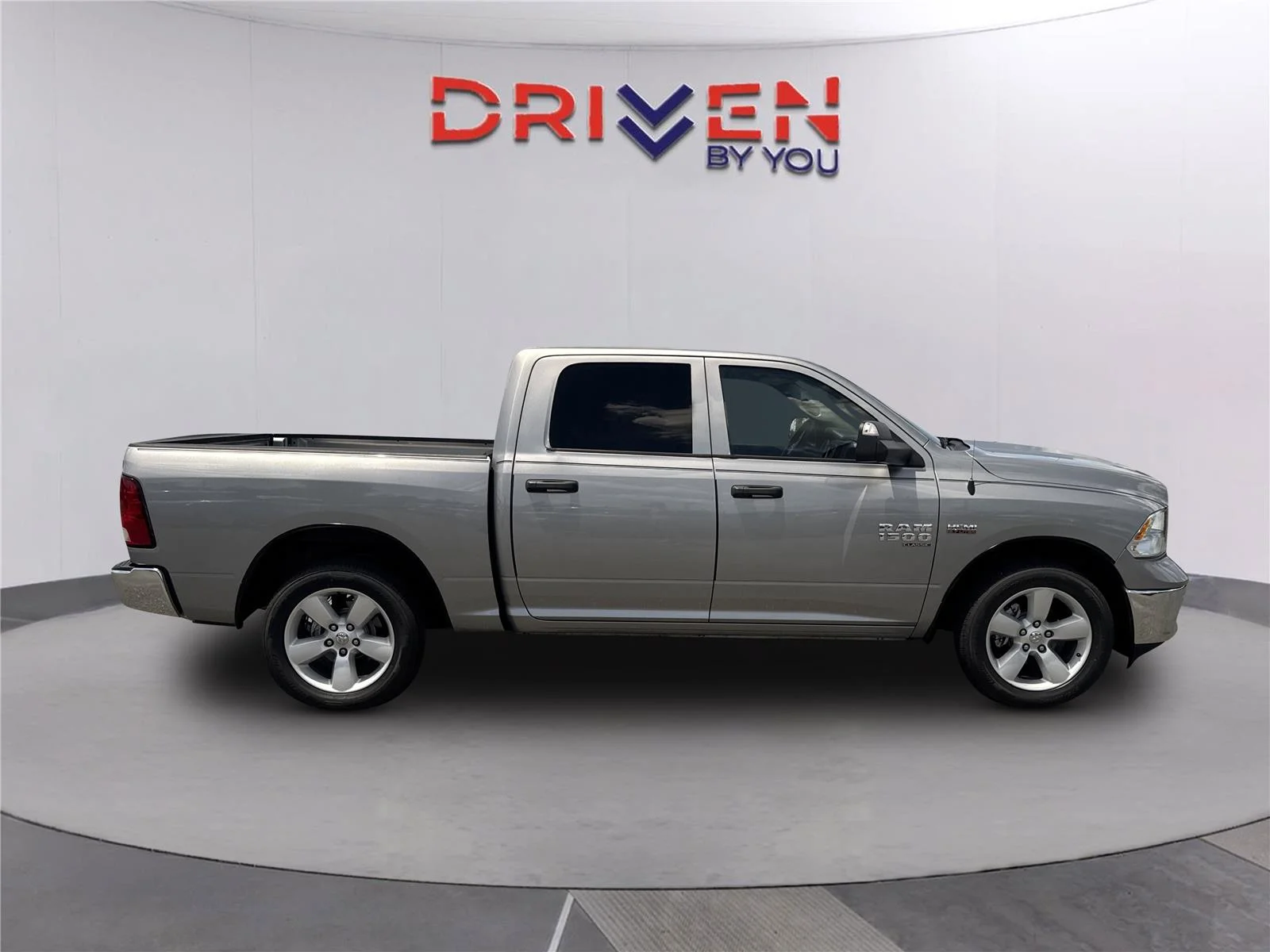 Used 2022 Billet Silver Metallic Clearcoat Ram Tradesman image 3