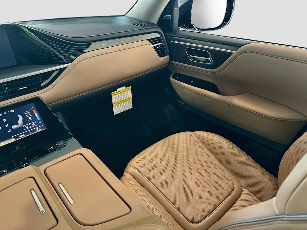 New 2027 BLACK OBSIDIAN INFINITI LUXE image 24