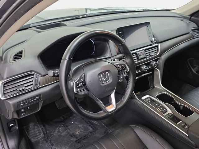 Used 2022 Modern Steel Metallic Honda Touring 2.0T image 16