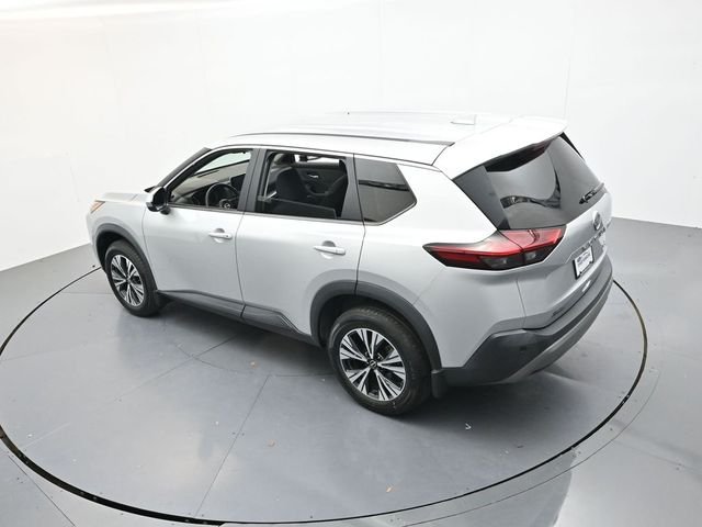 Used 2023 Brilliant Silver Metallic Nissan SV image 36