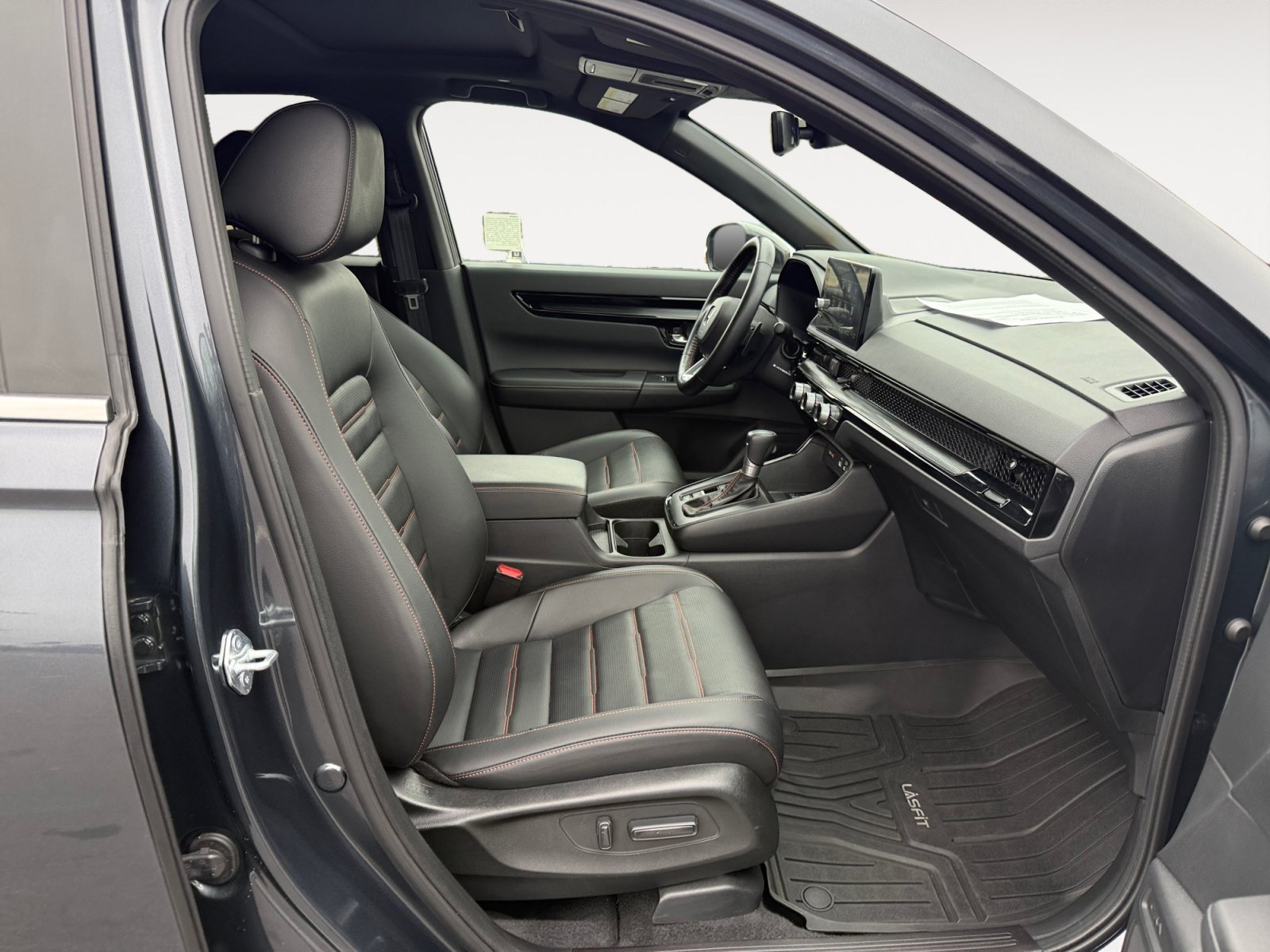 2025 Honda CR-V Sport Touring - Photo 19