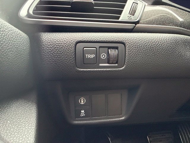 Used 2020  Honda Sport image 18